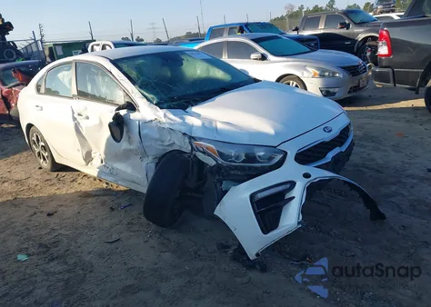 2021 Kia Forte Lxs из США, поврежденный, VIN 3KPF24AD5ME271923